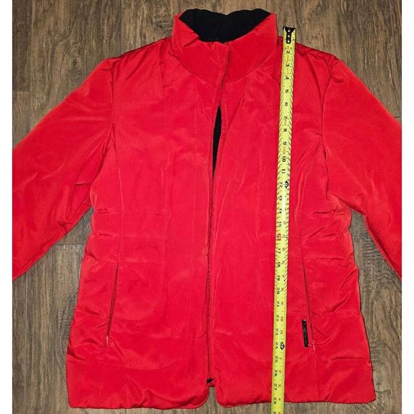 Women’s Liz Claiborne Red Feather & Down Jacket Size  L - Picture 3 of 12